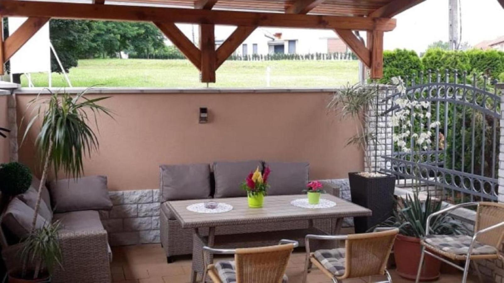 Fáraó vendégház Zalaegerszeg Extérieur photo